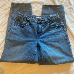 Good American Crop Mom Jeans 8/29